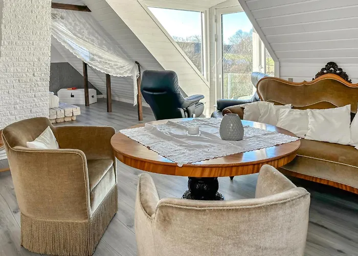 2 Bedroom Beautiful In
